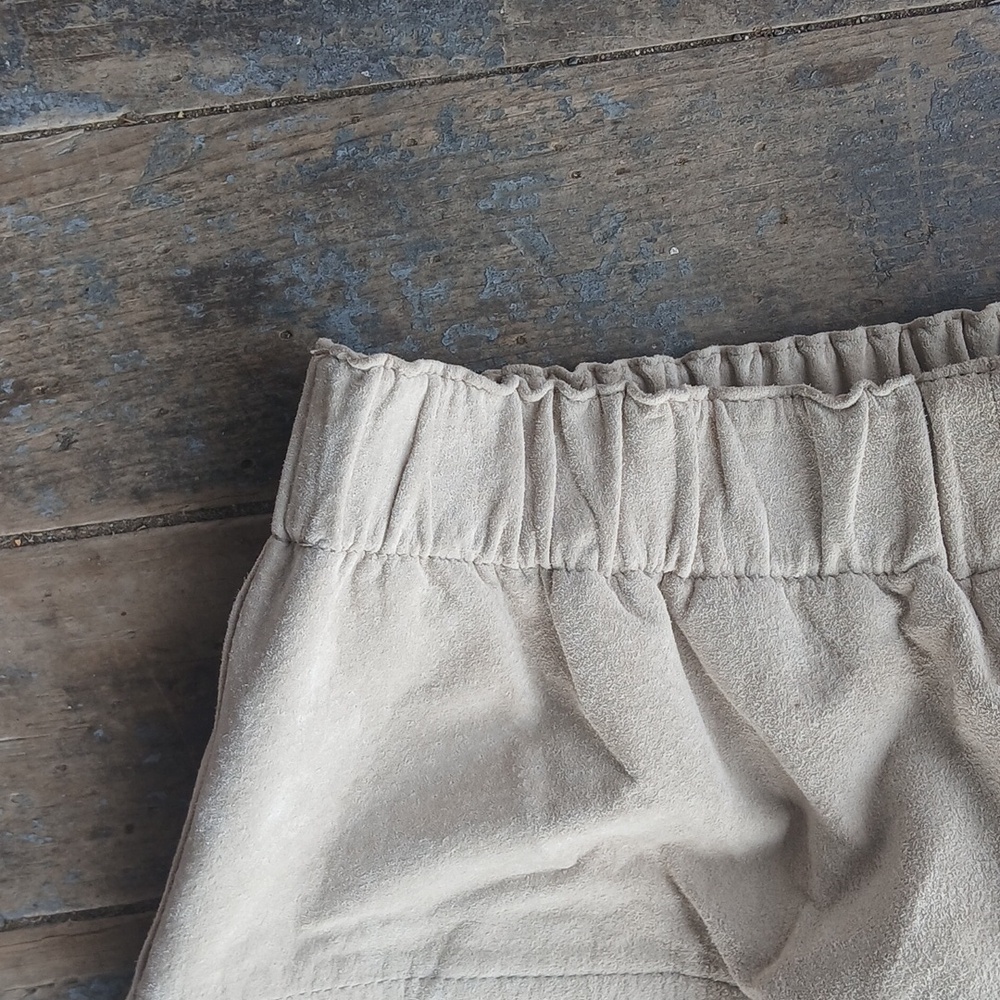 EUC Toffs Genuine Leather Tan Pull On Pants Size Small - Picture 3 of 7
